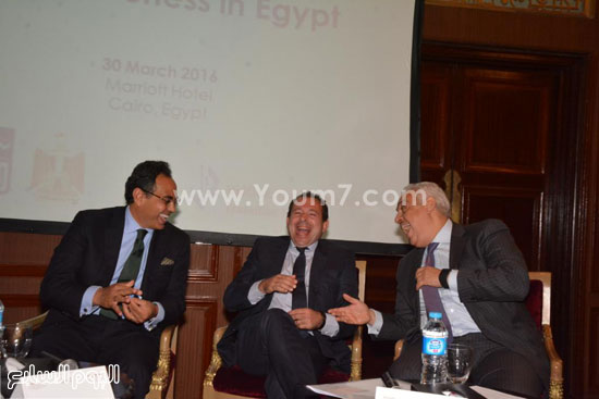 رجال صناعة بارزون يبحثون مع خبراء دوليين تعزيز تنافسية الاقتصاد المصرى (5)