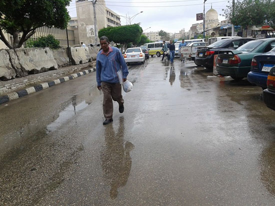 سقوط أمطار فى كفر الشيخ (1)