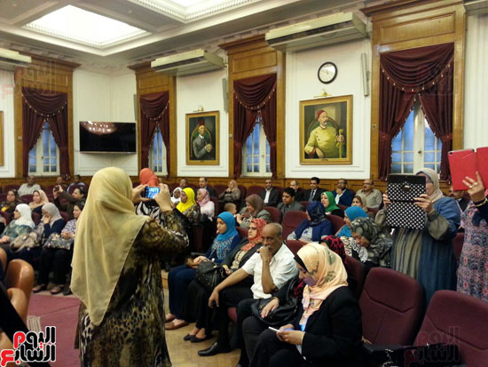 احتفالية تكريم الأمهات المثاليات بمحافظة القاهرة (2)