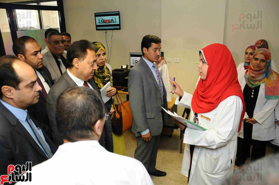 وزير الصحة يفتتح وحدة زراعة النخاع مستشفى دار السلام احمد عماد وزارة الصحة (25)