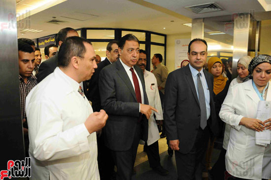 وزير الصحة يفتتح وحدة زراعة النخاع مستشفى دار السلام احمد عماد وزارة الصحة (29)
