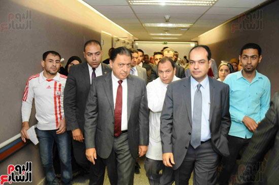 وزير الصحة يفتتح وحدة زراعة النخاع مستشفى دار السلام احمد عماد وزارة الصحة (32)