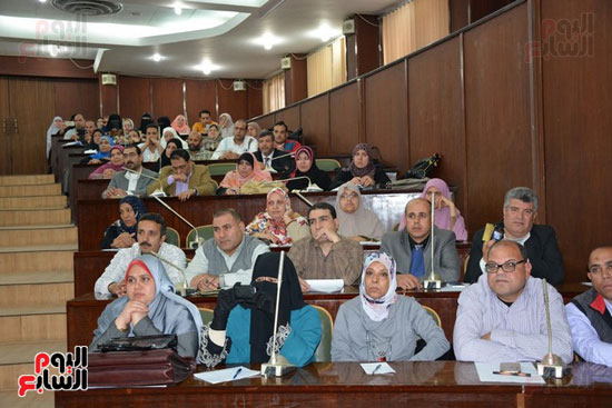 لقاء حسام الدين امام محافظ الدقهليه اللقاء التدريبى لرؤساء الوحدات الاجتماعيه (10)