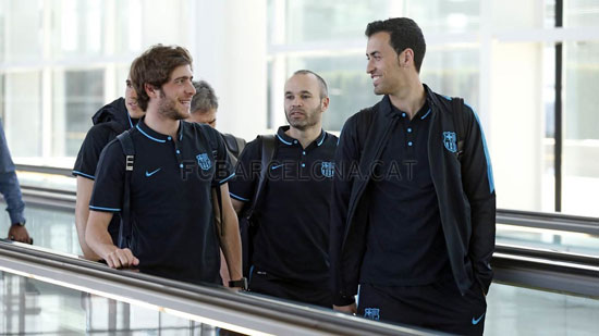 لاعبى فريق برشلونة فى مطار مدريد (3)