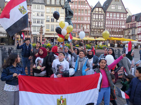 مسيرة لسيدات مصر فى قلبى فى ألمانيا لتنشيط السياحة  (13)