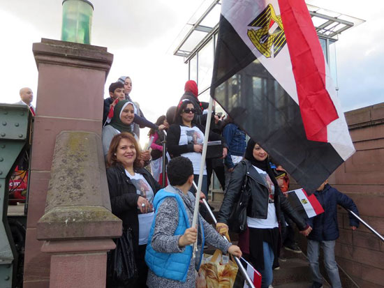 مسيرة لسيدات مصر فى قلبى فى ألمانيا لتنشيط السياحة  (17)