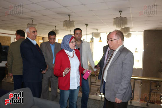 وزير الثقافة يتفقد عددا من المواقع الثقافية بالإسكندرية (4)