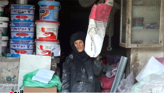 الحاجه سعاد بائعه الاسمنت (1)