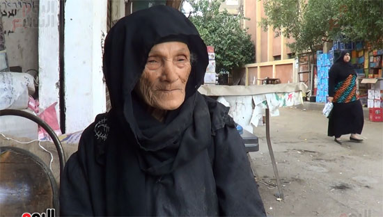 الحاجه سعاد بائعه الاسمنت (5)