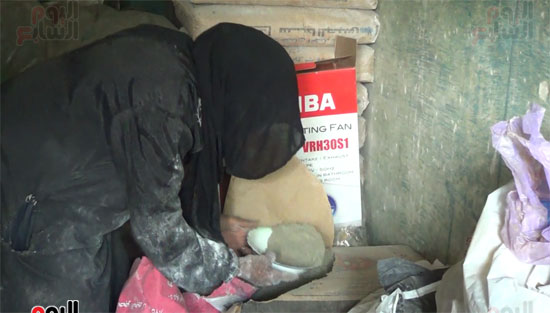 الحاجه سعاد بائعه الاسمنت (6)