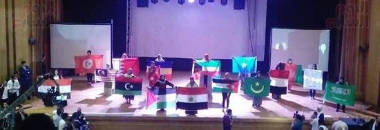 الطلاب الموريتانيون يحتفلون بيوم الجاليات فى طب قصر العينى (10)