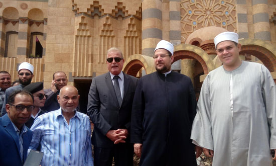 وزير الاوقاف يتفقد مسجد الصحابة بشرم الشيخ (4)
