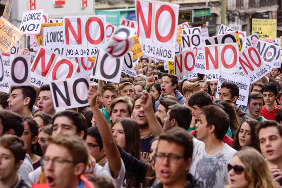 مظاهرات فى اسبانيا  (12)