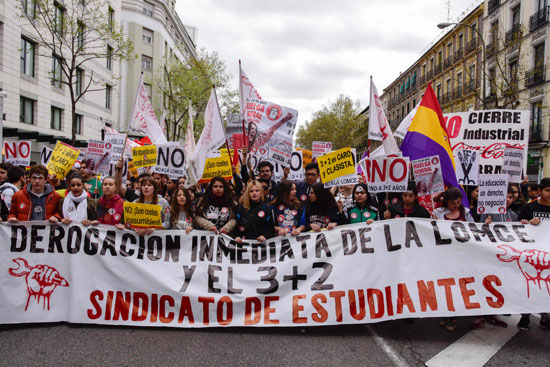 مظاهرات فى اسبانيا  (13)
