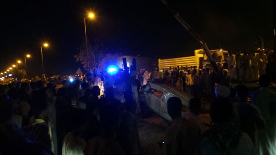 حادث تصادم قطار أسوان بسيارة أجرة (4)