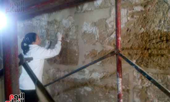 أعمال ترميم آثار مقصورات معبد خونسو بالكرنك (1)