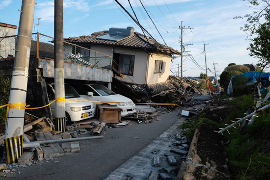 ضحايا ثانى أقوى زلزال يضرب اليابان (5)