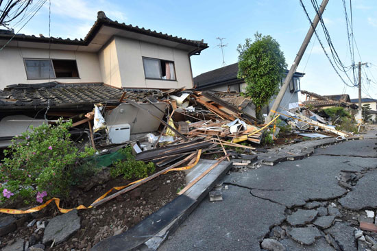 ضحايا ثانى أقوى زلزال يضرب اليابان (7)