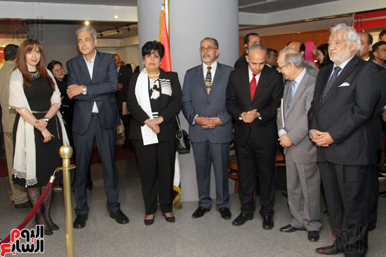 افتتاح معرض ذاكرة الأهرام بحضور عدد من السياسيين والفنانين (32)