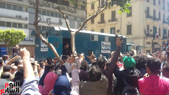 متظاهرين-محكمة عابدين-تجديد حبس (6)