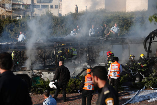 إصابة 20 شخصا فى انفجار حافلة بالقدس (2)