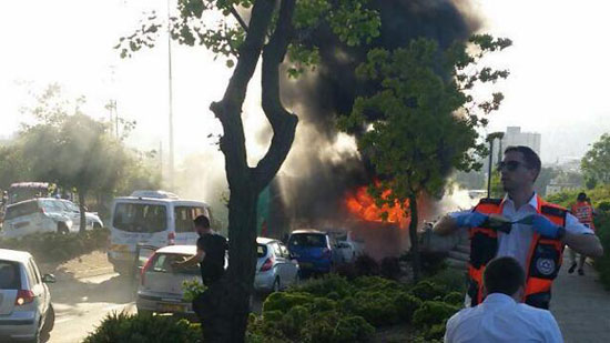 إصابة 20 شخصا فى انفجار حافلة بالقدس (4)