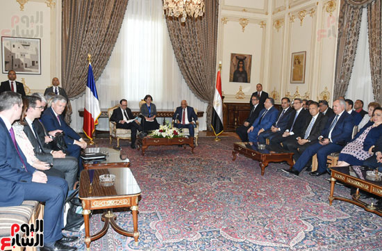 الرئيس الفرنسى يزور مقر مجلس النواب وعلى عبد العال فى استقباله (6)