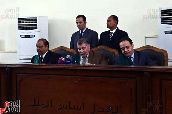 محاكمة حبيب العادلى بتهمة إهدار المال العام بالداخلية (13)