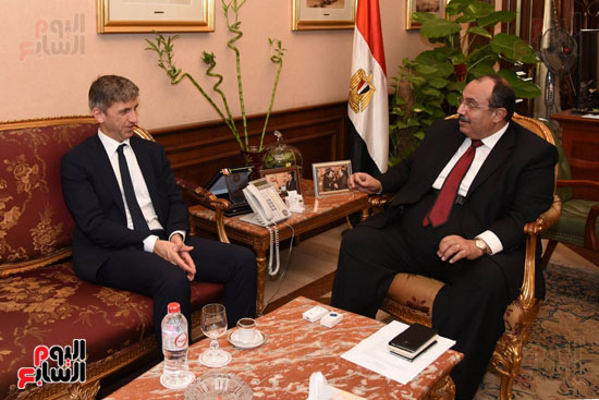 محافظ الإسكندرية يستقبل سفير قبرص بالقاهرة لبحث التعاون المشترك (2)