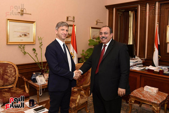 محافظ الإسكندرية يستقبل سفير قبرص بالقاهرة لبحث التعاون المشترك (3)