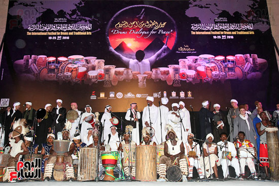 افتتاح مهرجان الطبول (36)
