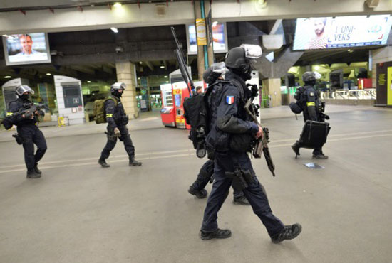 الشرطة-الفرنسية-(4)