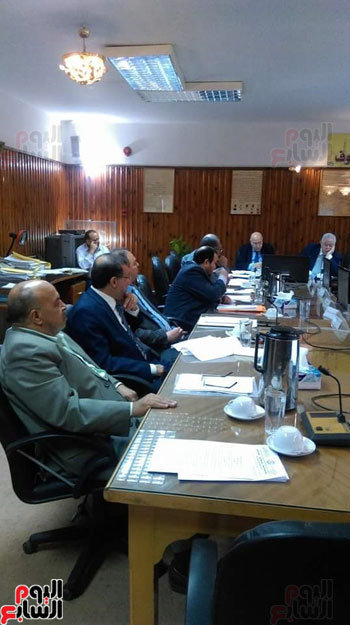الاجتماع الشهرى لمجلس جامعة الأزهر بحضور عباس شومان (2)