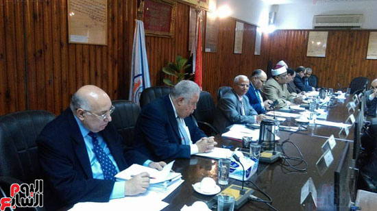 الاجتماع الشهرى لمجلس جامعة الأزهر بحضور عباس شومان (4)