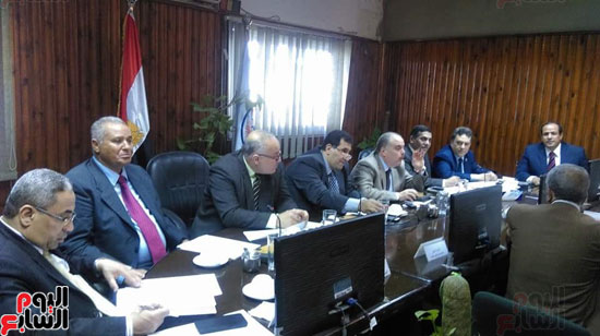 الاجتماع الشهرى لمجلس جامعة الأزهر بحضور عباس شومان (6)