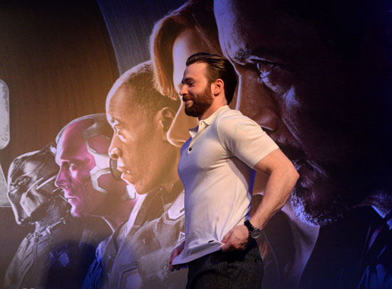 كريس إيفانز وأبطال Captain America يروجون للفيلم فى سنغافورة (6)