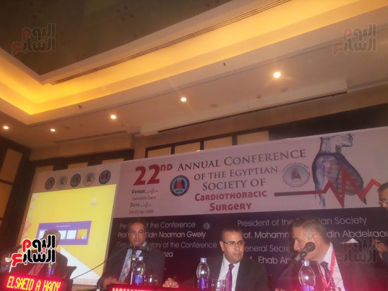 رئيس جامعة المنصورة يفتتح مؤتمر المصرية لجراحة القلب والصدر (4)