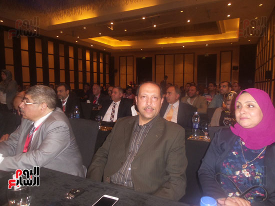 رئيس جامعة المنصورة يفتتح مؤتمر المصرية لجراحة القلب والصدر (9)