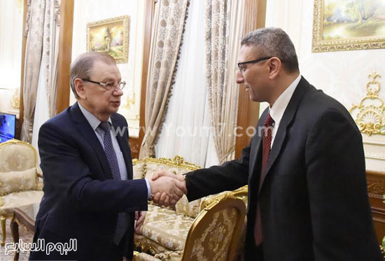  المستشار أحمد سعد الدين مع سفير روسيا (2)