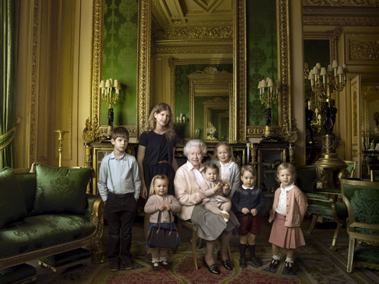 عيد ميلاد الملكة اليزابيث الثانية ملكة بريطانيا (2)