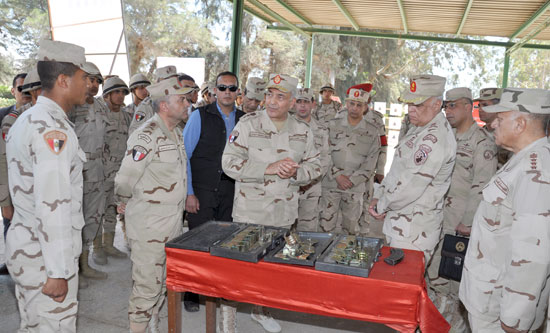 الجيش ، رئيس الاركان ، اللواء محمود حجازى (3)
