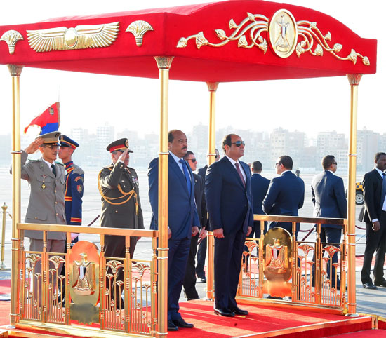 الرئيس السيسى مطار القاهرة رئيس موريتانيا مباحثات (3)