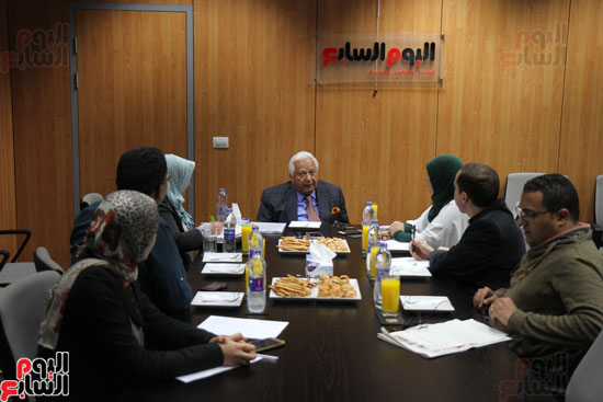  الدكتور أحمد عكاشة، أستاذ الطب النفسى (1)