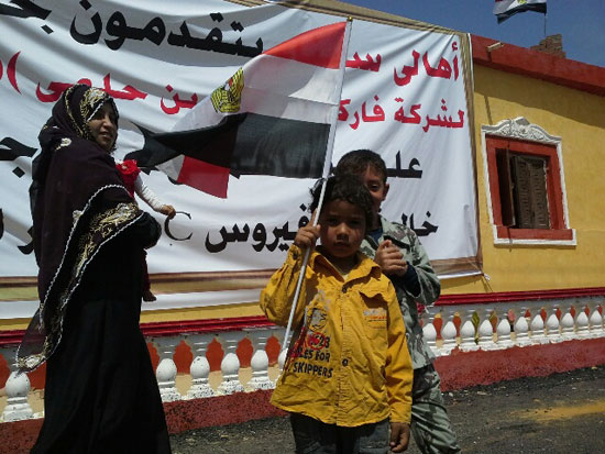 أهالى شمال سيناء يتوافدون على قرية الخربة للاحتفال بافتتاح ترميم 100 منزل (7)