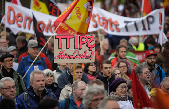 الألمان ينتظرون أوباما بمظاهرات حاشدة ضد اتفاقية التبادل الحر (16)