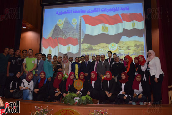  ندوة بجامعة المنصورة بعنوان الأمن القومى المصرى وحقوق الإنسان (2)