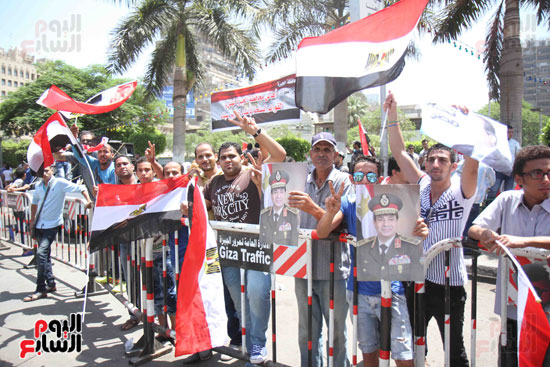 احتفالات المواطنين بذكرى تحرير سيناء (7)