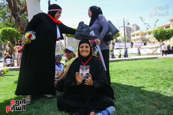 احتفالات المواطنين بتحرير سيناء ميدان عابدين (1)