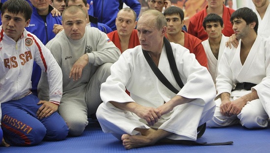 بوتين يمارس رياضة الجودو