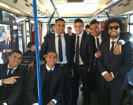بعثة فريق ريال مدريد إلى مدينة مانشستر  (1)